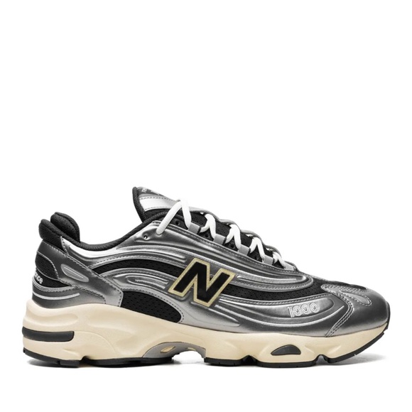 New Balance 1000 metallic sneakers women’s 10 - Picture 1 of 9